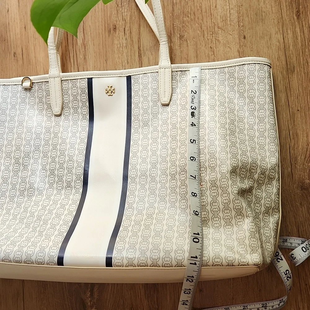 Tory Burch Gemini Link Tote - Picture 5 of 16